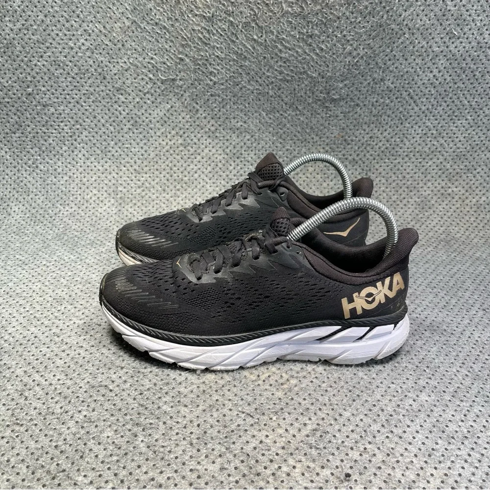 Hoka One One Clifton 7 Running Shoes Size 7.5 Women’s.